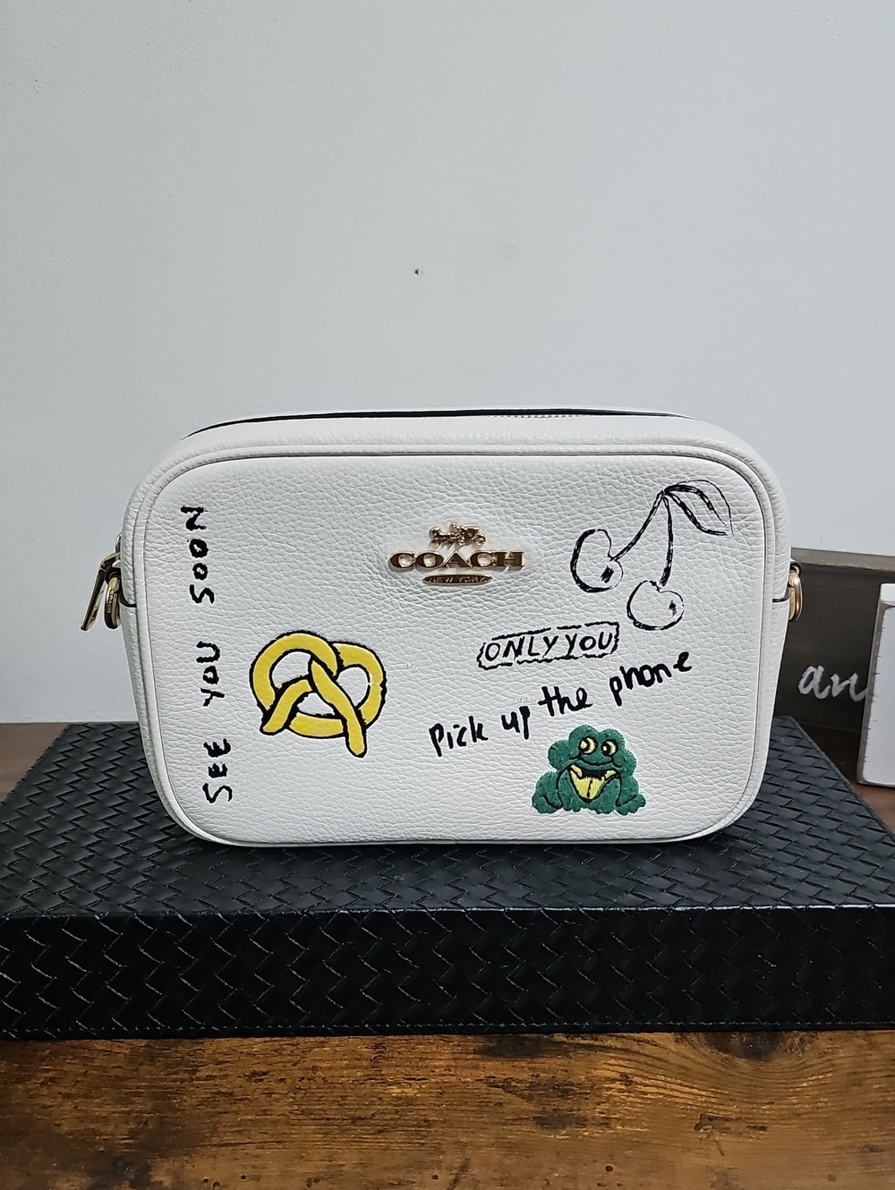 Sale...Coach Sketch Print Jamie Camera Bag
